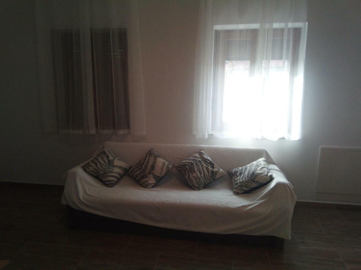 Apartmaji Matazin Črni Kal Екстериор снимка