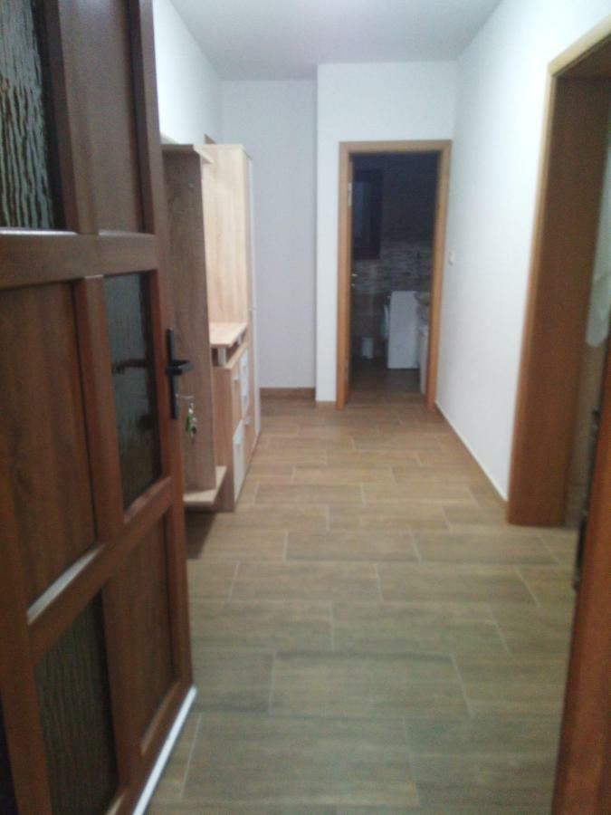 Apartmaji Matazin Črni Kal Екстериор снимка